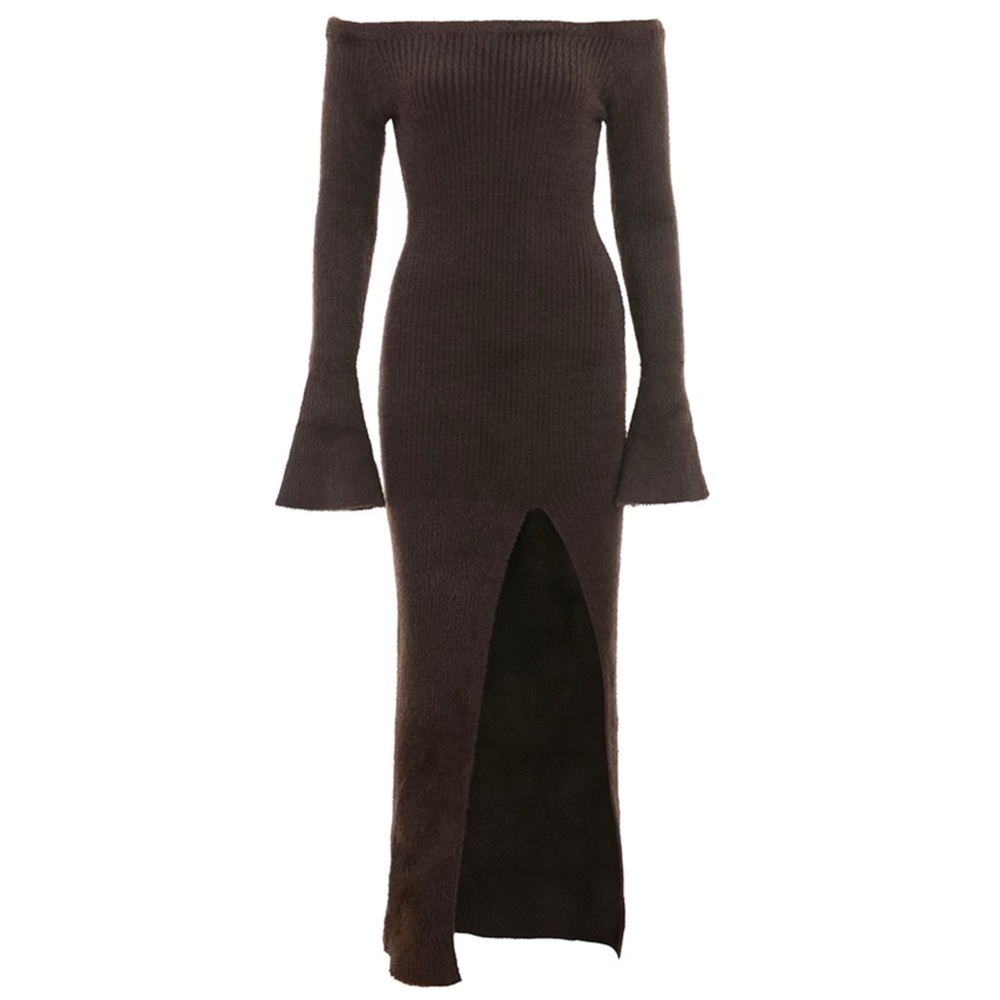 House of CB Lucena
Espresso Knit Off Shoulder Dress